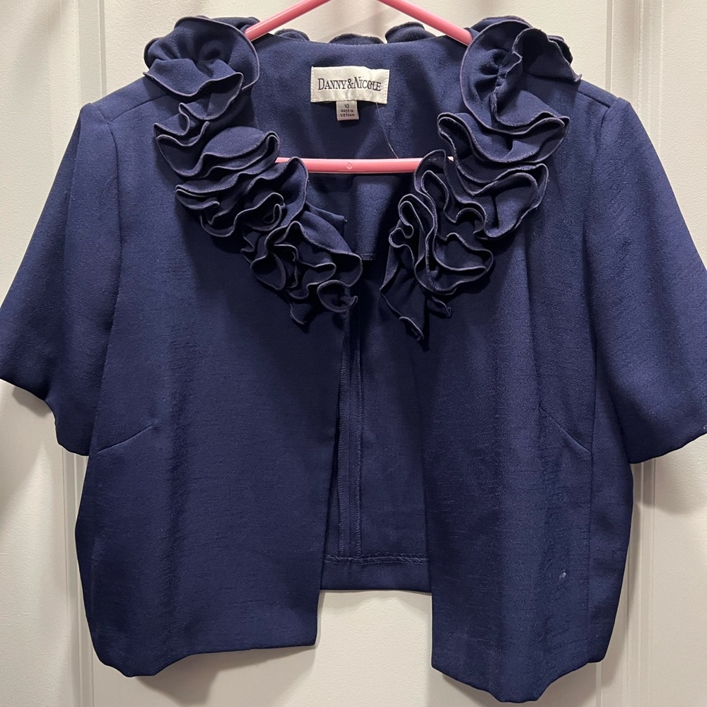 Danny & Nicole Bolero Jacket Womens 10 Purple Ruffle Neck 3/4 Sleeve Open Front